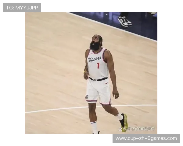 哈登减少出手，影响力却在上升